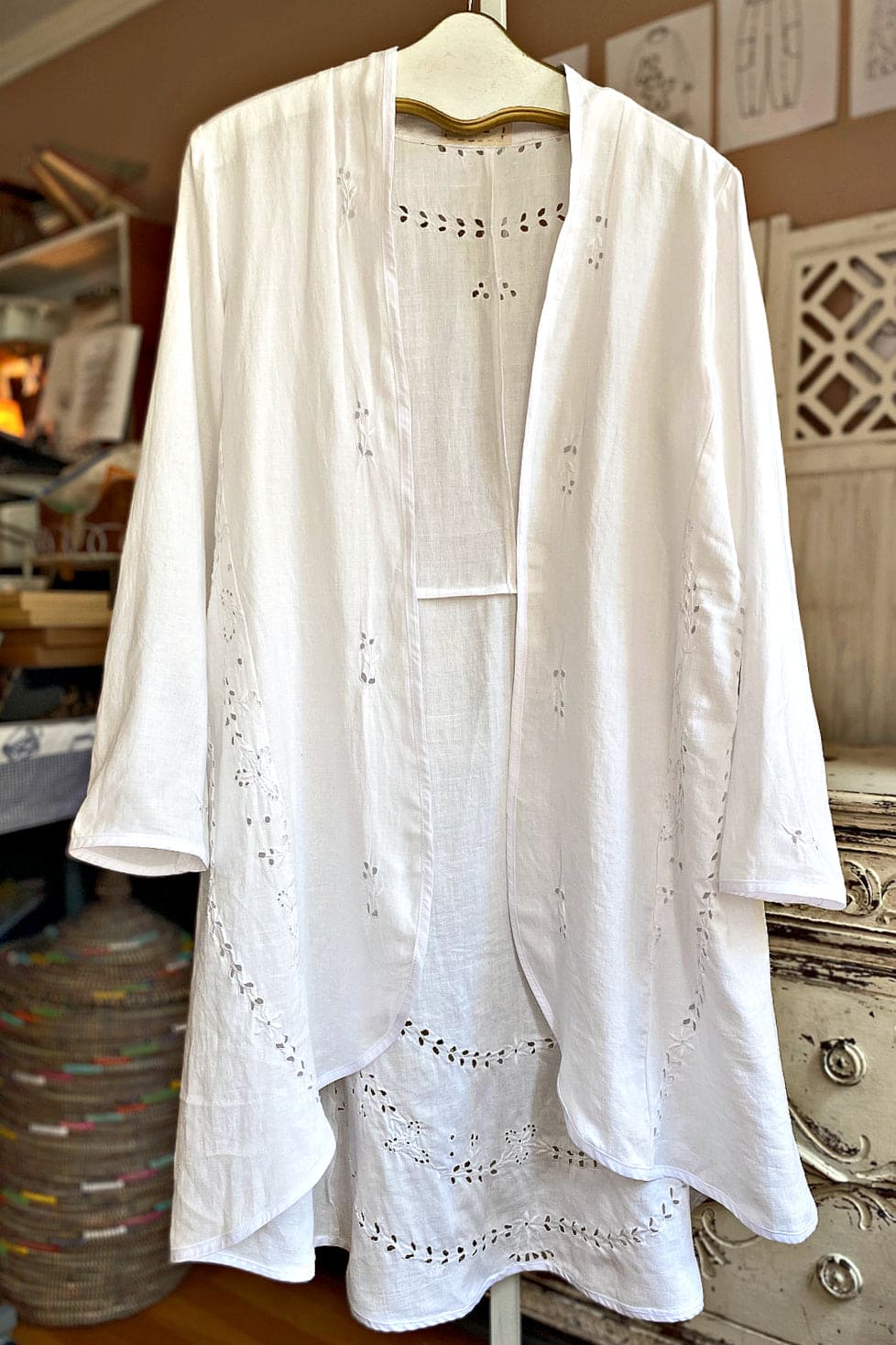 Vintage tablecloth white open jacket.