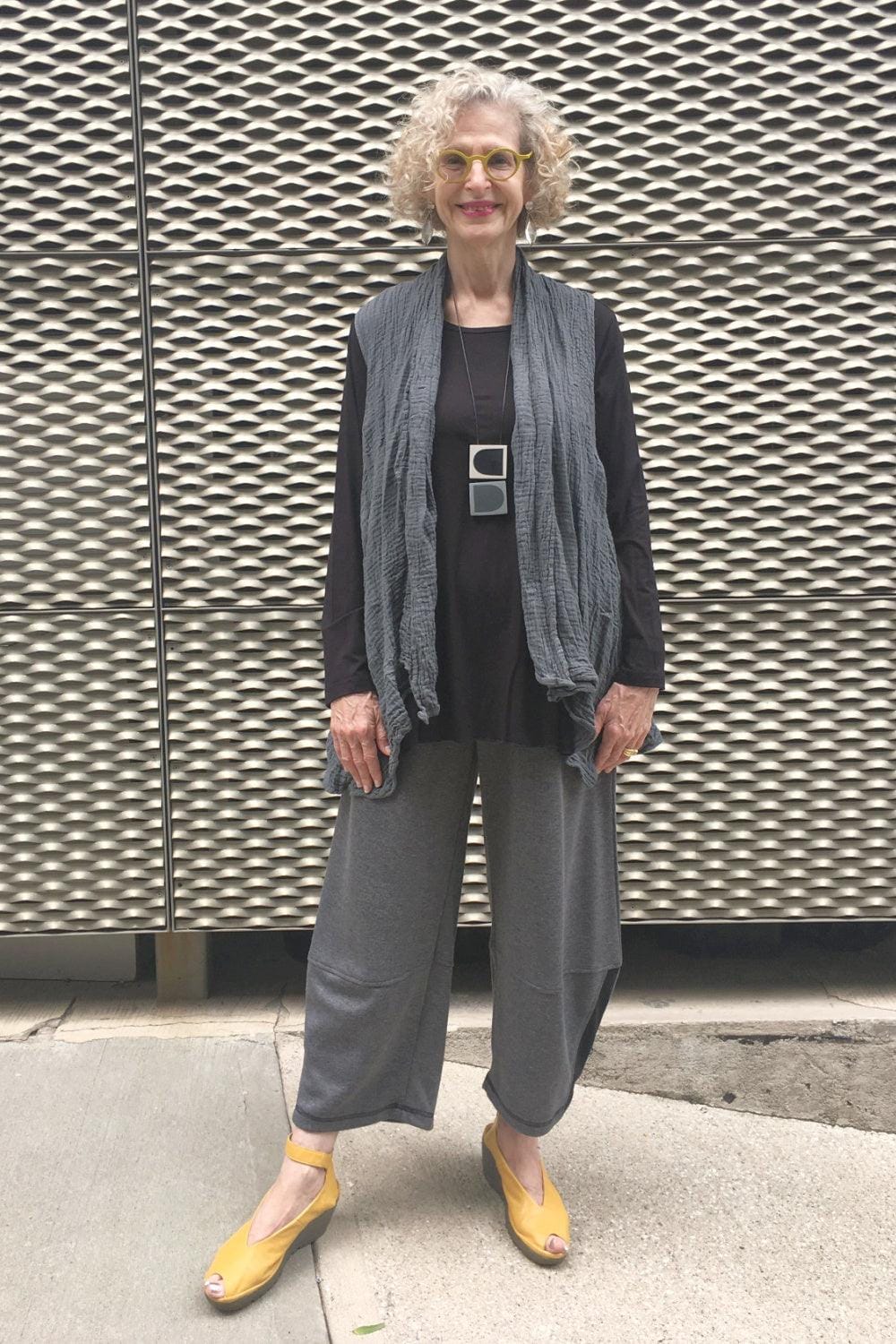 Women's cotton vest dark grey.